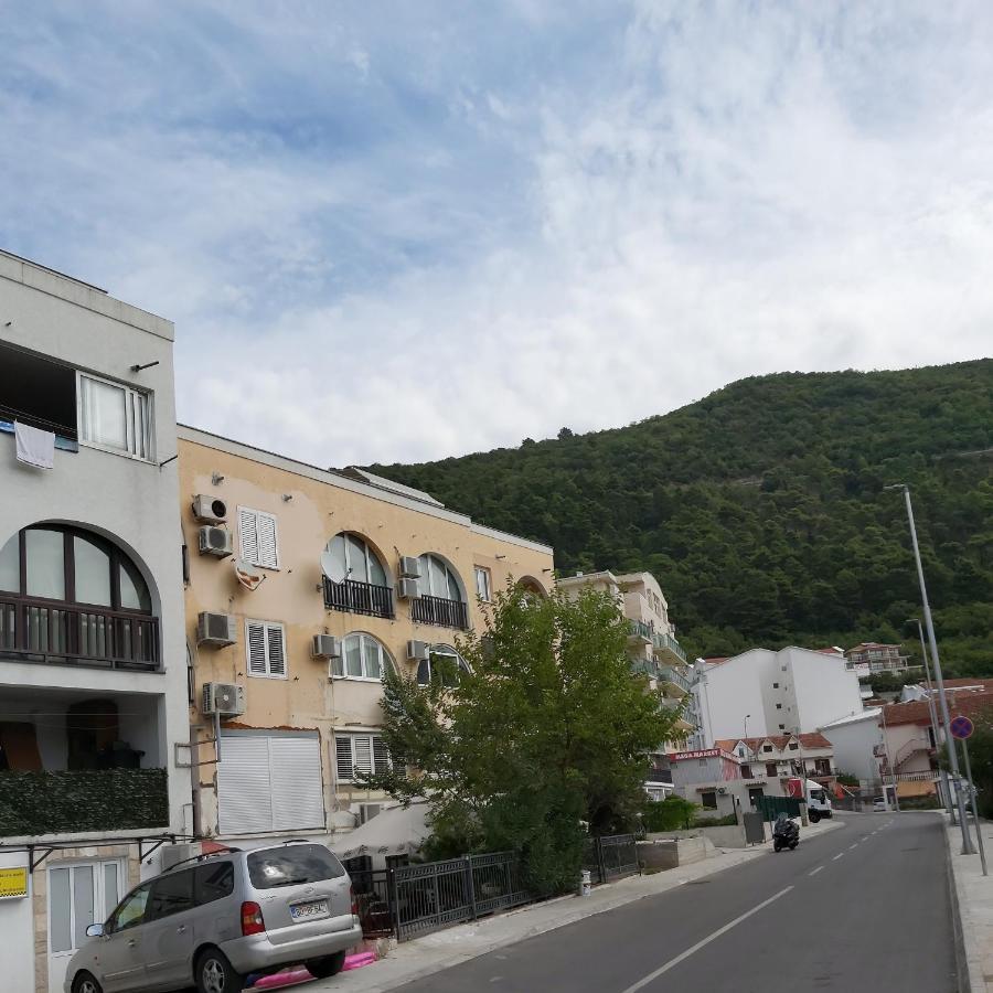 Suncani Apartman 1-Vila Amfora Будва Екстериор снимка