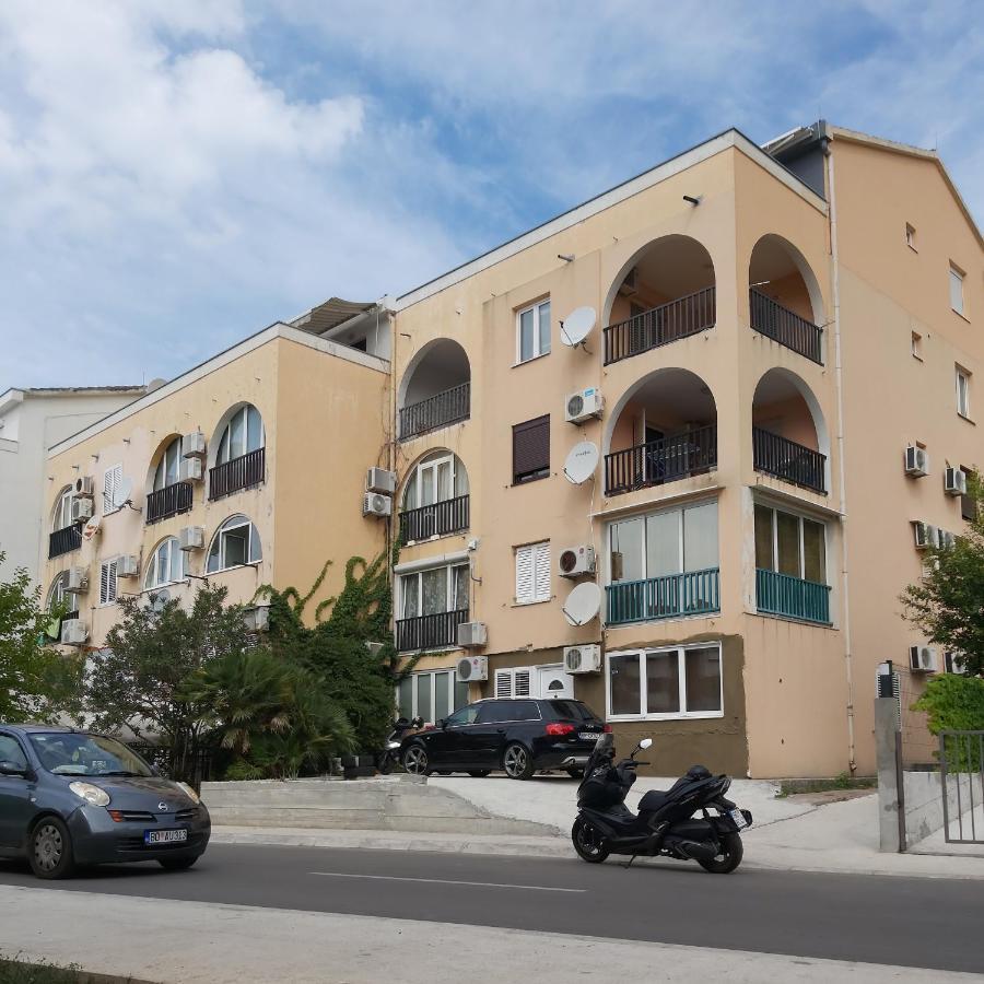 Suncani Apartman 1-Vila Amfora Будва Екстериор снимка